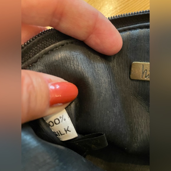 🎄🎅🏻Nicole Miller Silk Christmas Print Makeup Case EUC - Picture 6 of 15